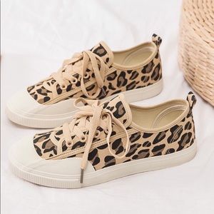 🔥Leopard Print Sneakers 🔥
